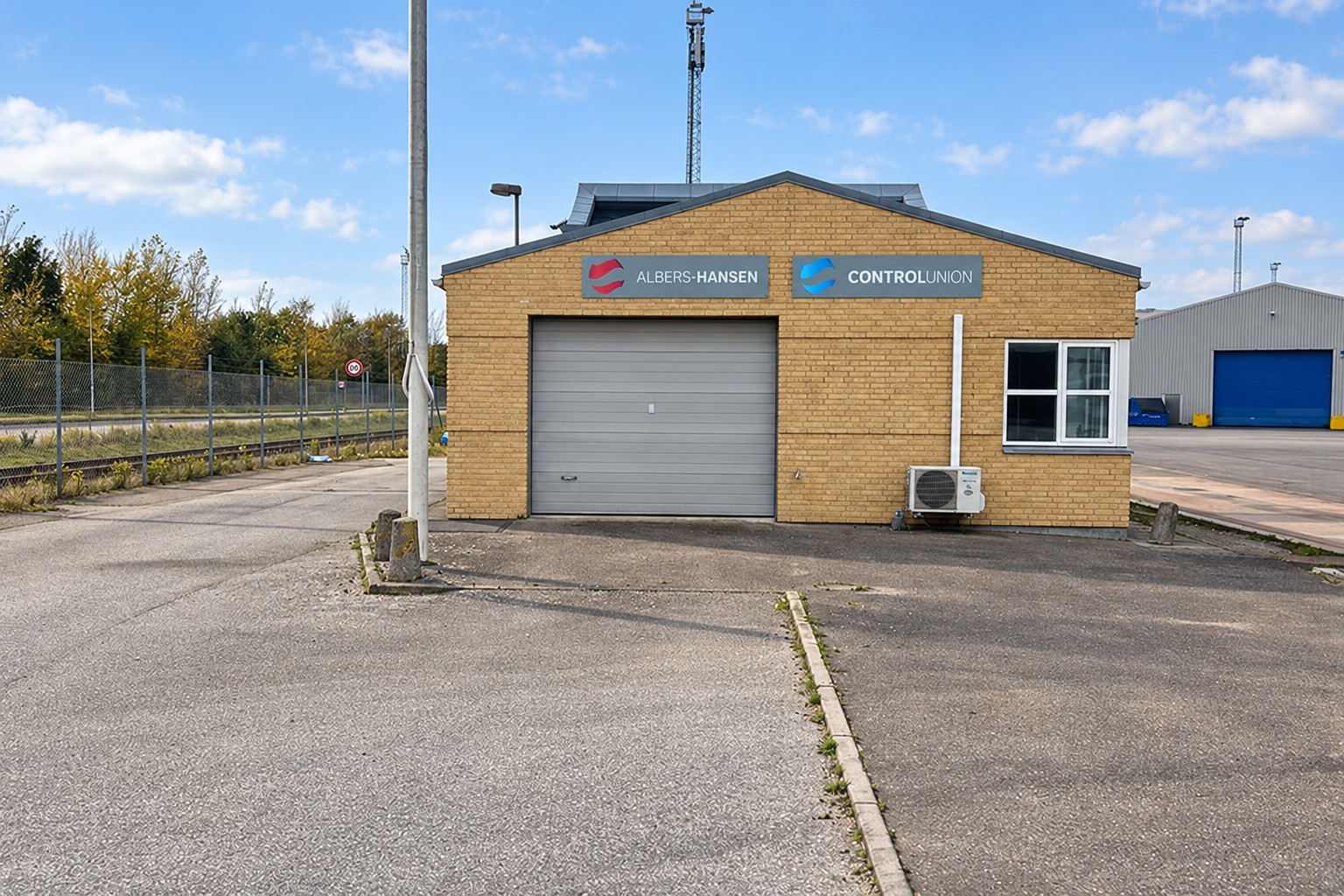 Port til garage og lager